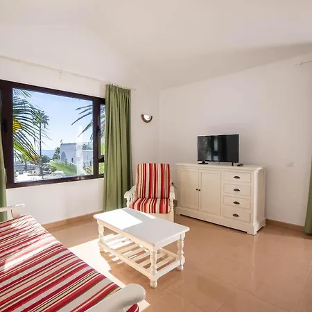Flamingo Apartment